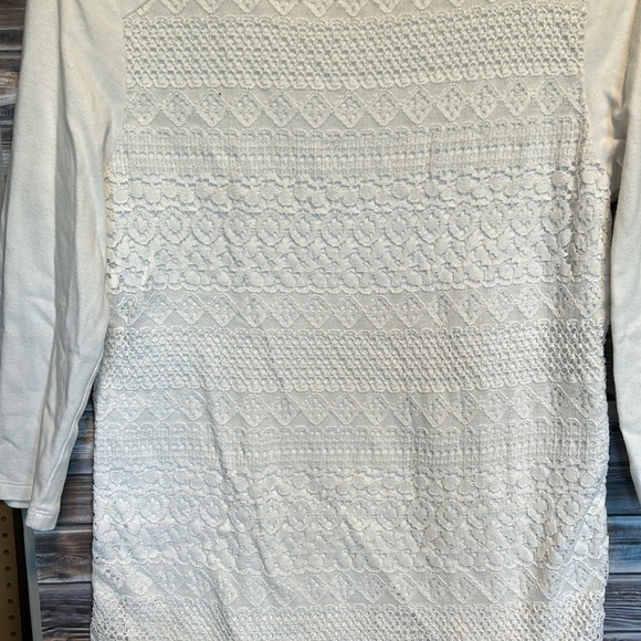 Croft & Barrow, xs, white ruffles - Picture 2 of 5